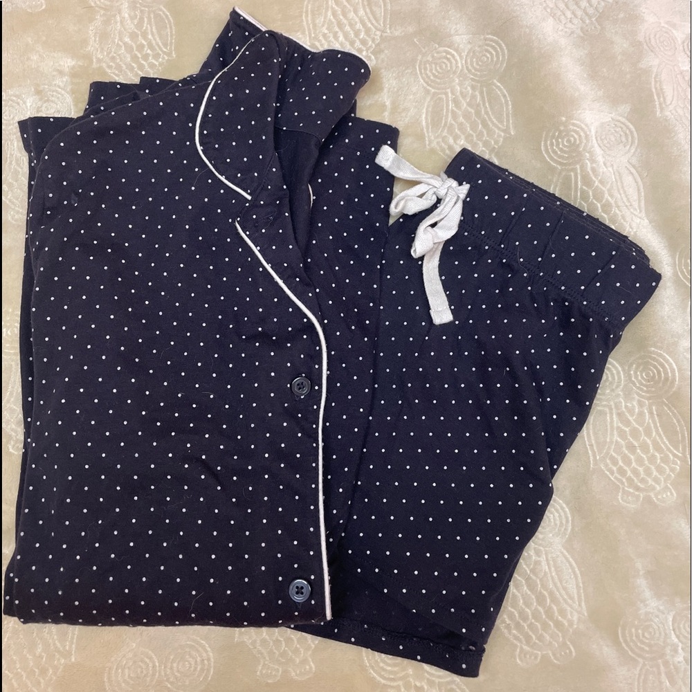 Size Large. GapBody PJS. EUC.